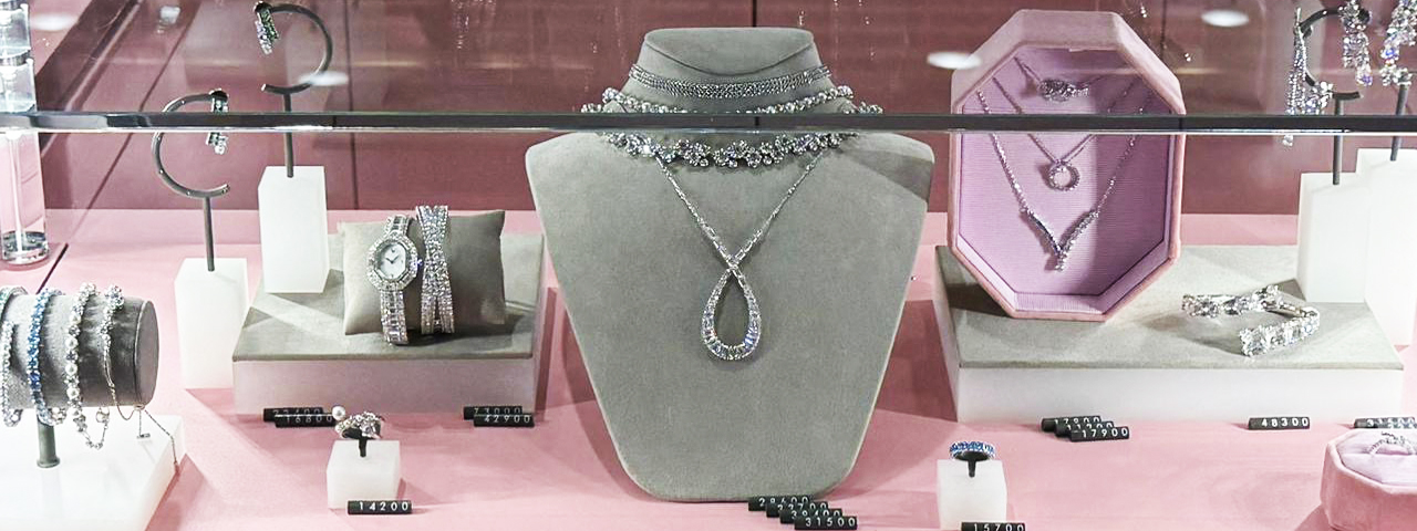 Фото магазина Swarovski 6